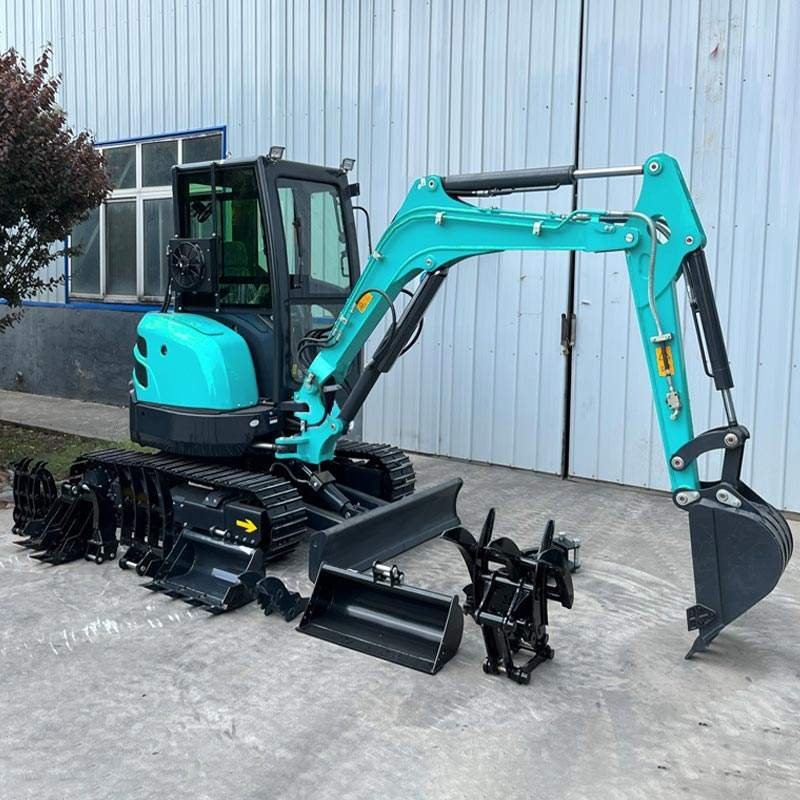 How to Choose a Mini Excavator for Farm Use: Buying Guide