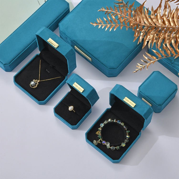How to choose jewelry packaging wholesale a complete buyers guide.jpg