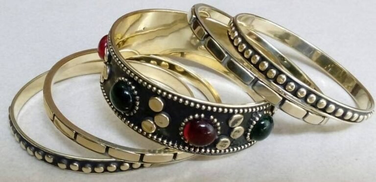 How to choose the best bangle resin gold jewelry a complete buying guide.jpg