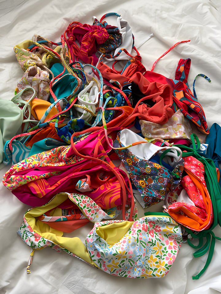 How to choose the best bikini bottom buddies pop mart collectibles.jpg