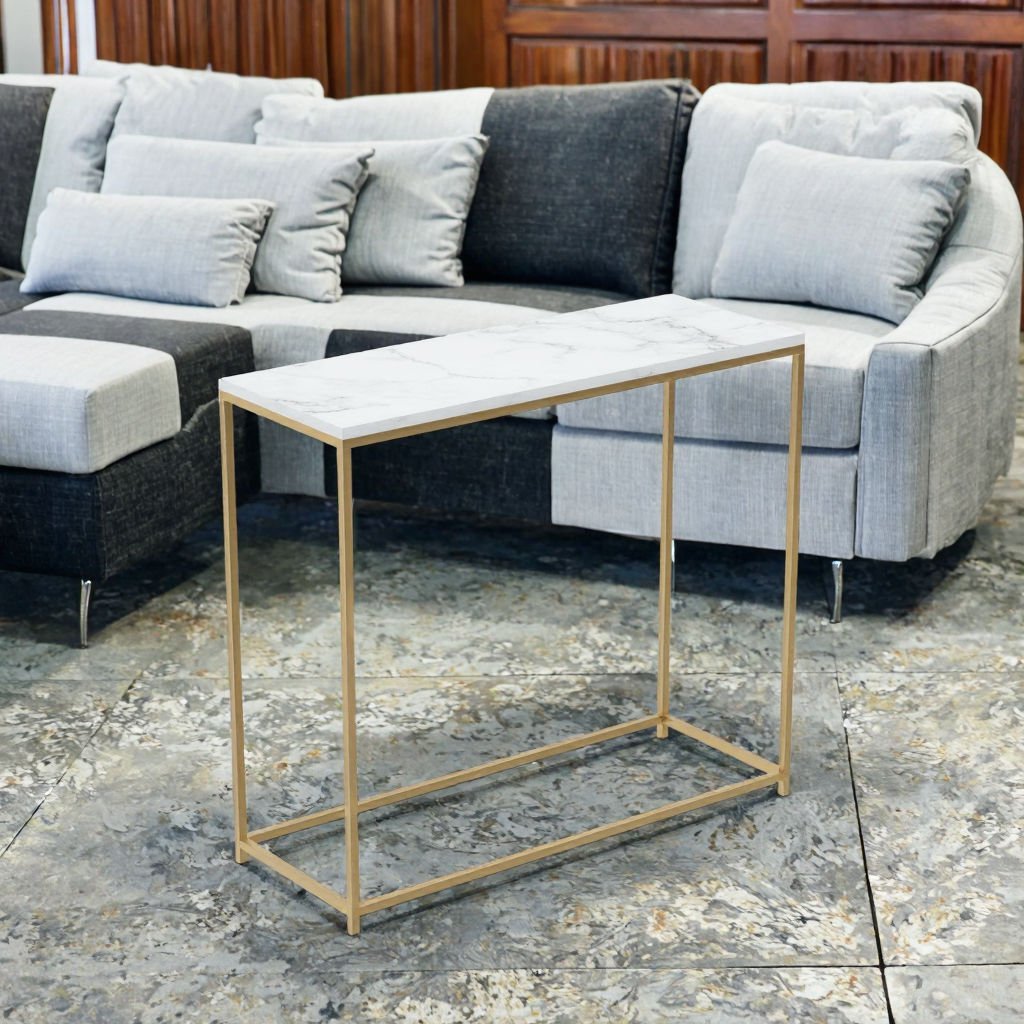 How to choose the best console tables for living room in black.jpg