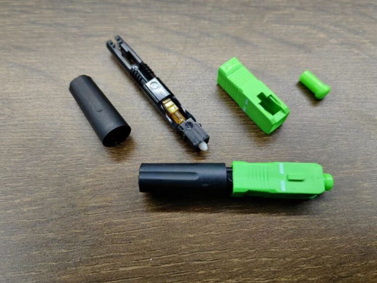 How to choose the best fiber optic connectors fast a complete buying guide.jpg