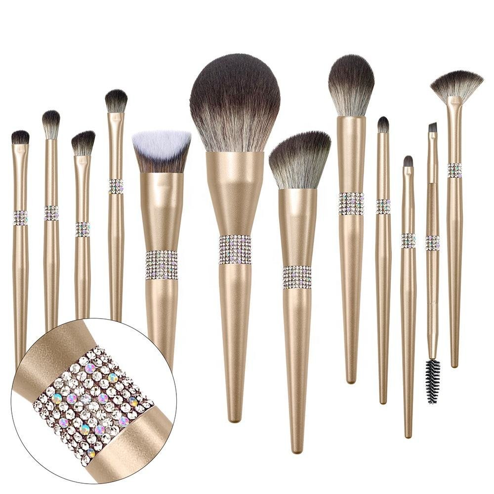 How to choose the best makeup brush set badazzled for your needs.jpg