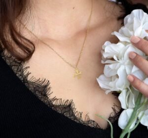 How to choose the best maltese cross pendant a complete buying guide.jpg