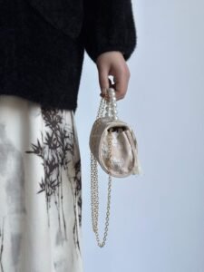 How to choose the best purse for little girls a complete buying guide.jpg