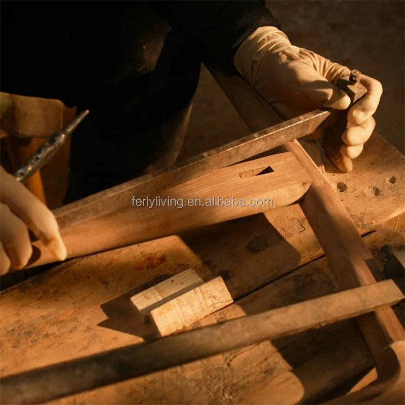 How to choose the best round teak wood table a complete buying guide.jpg