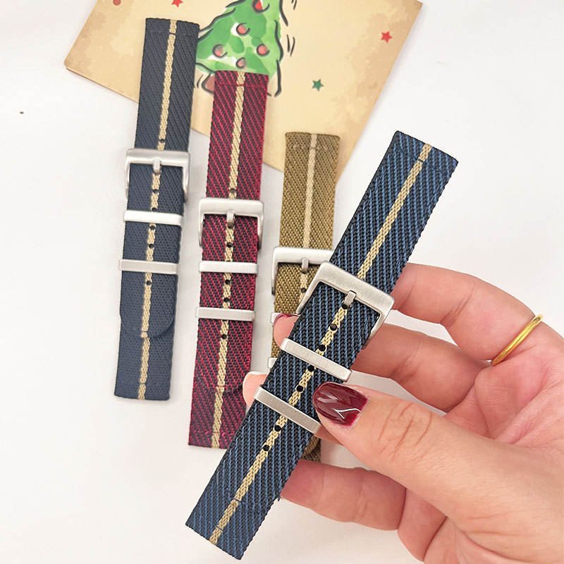 How to choose the best tudor black bay watch a complete buying guide.jpg