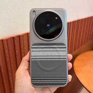 How to choose the best vivo x200 pro case carbon kevlar.jpg