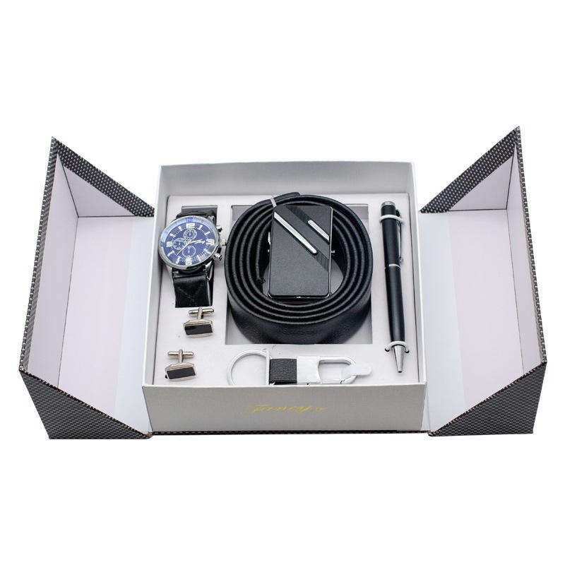 Top 10 christmas gifts for golfers in 2025.jpg